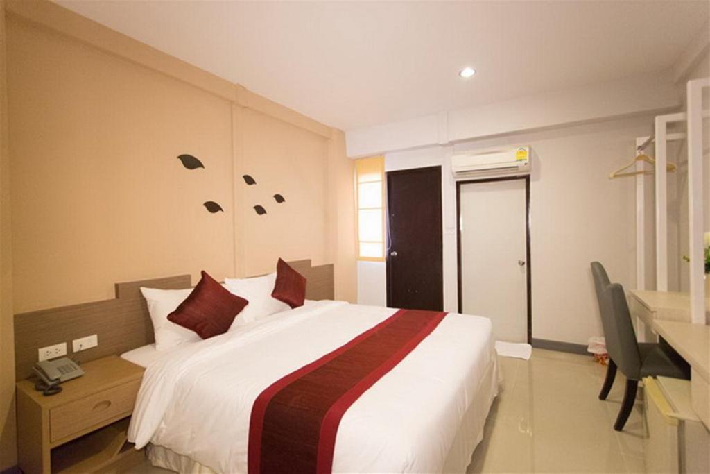 Sf Biz Hotel Khon Kaen Rum bild