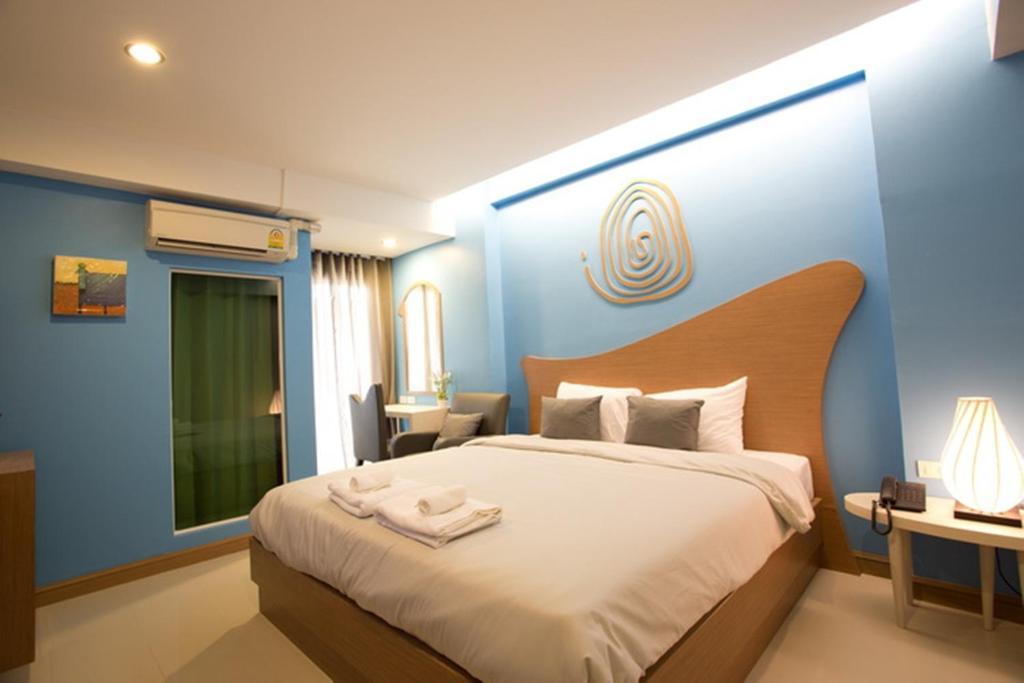 Sf Biz Hotel Khon Kaen Rum bild