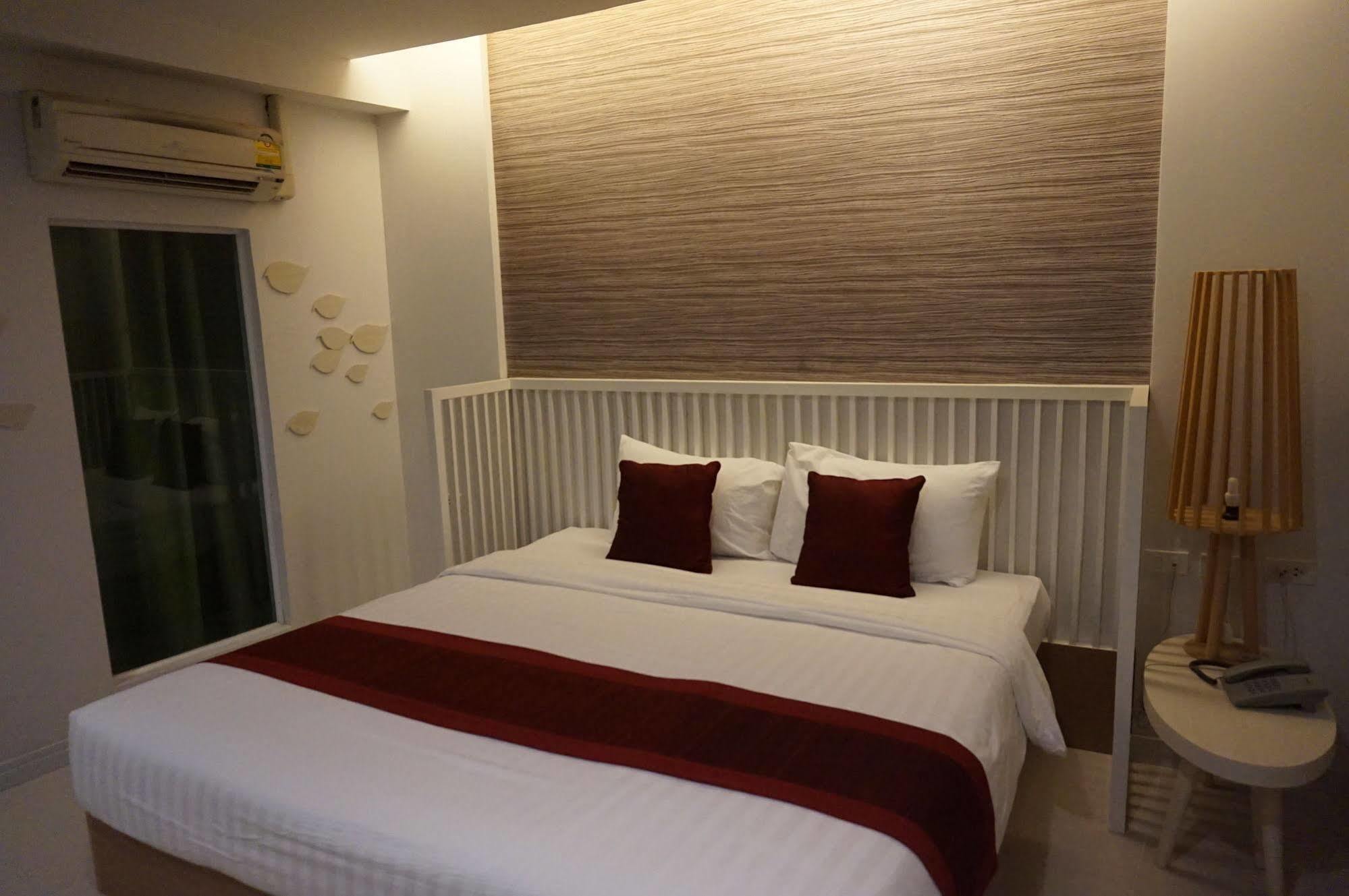 Sf Biz Hotel Khon Kaen Exteriör bild