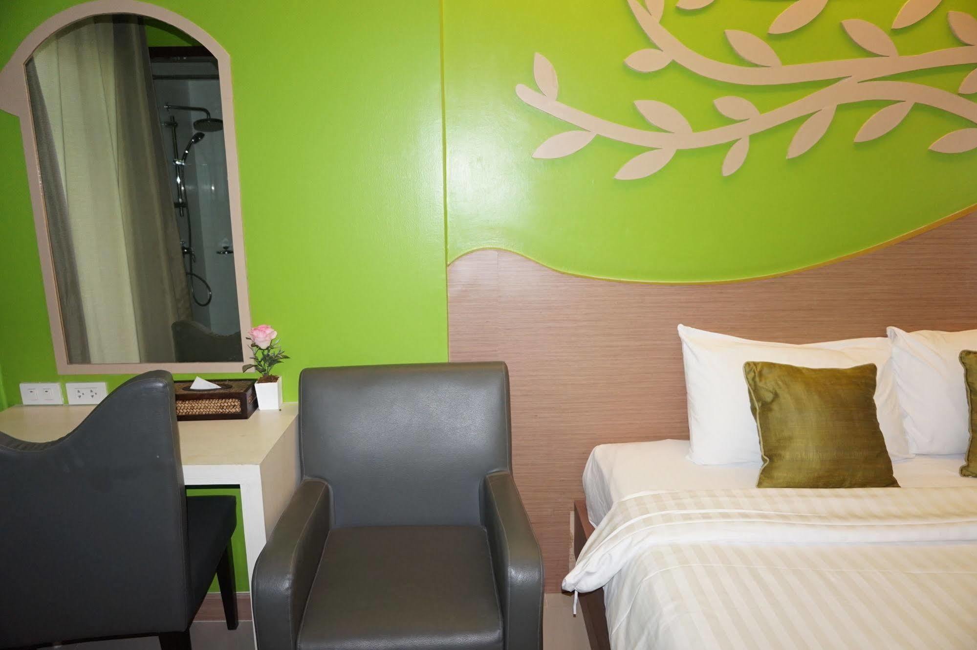 Sf Biz Hotel Khon Kaen Exteriör bild